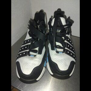 ADIDAS adiPRENE Tennis Shoes Size 5.5 Youth/ Women's Runs Larger Than Size SAMPL